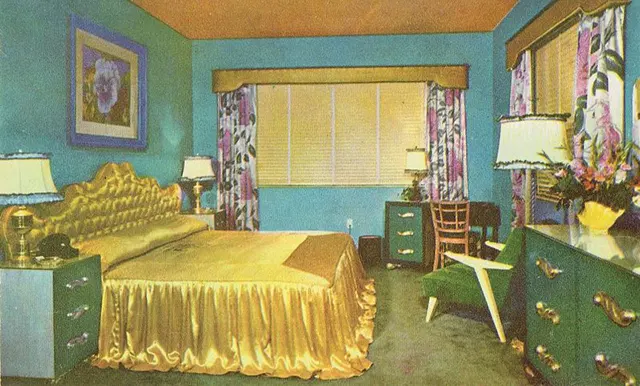 American Motel and Hotel Bedrooms Through Vintage Postcards From the 1950s and 1960s