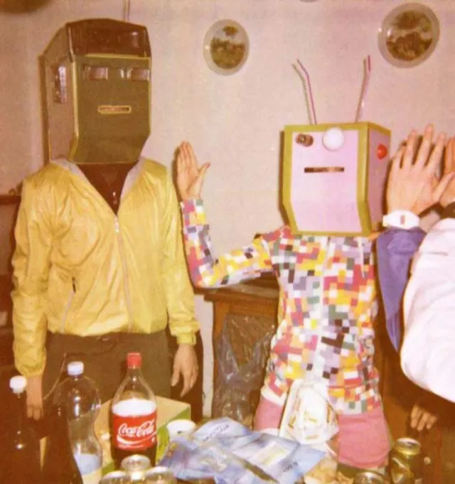 Vintage Halloween Photos Show How People Celebrated in the 1970s and 1990s