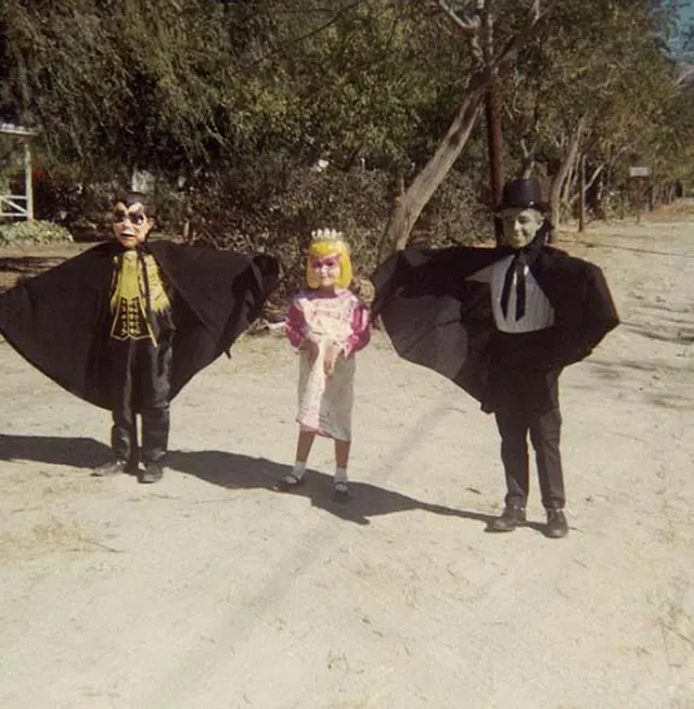 Vintage Halloween Photos Show How People Celebrated in the 1970s and 1990s