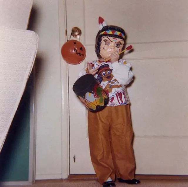Vintage Halloween Photos Show How People Celebrated in the 1970s and 1990s