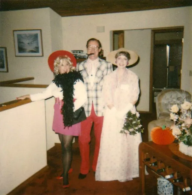 Vintage Halloween Photos Show How People Celebrated in the 1970s and 1990s