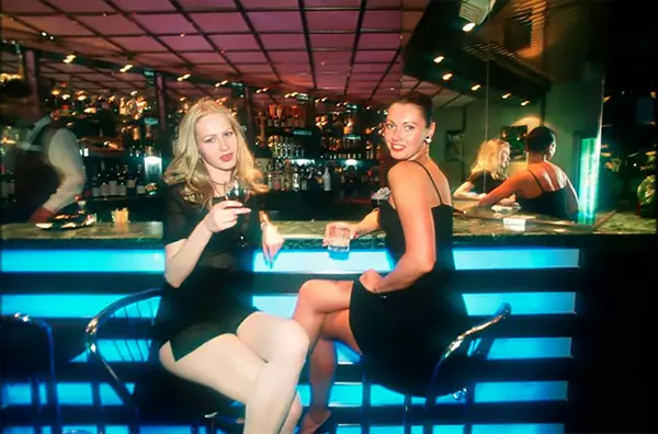 Vintage Photos Show the Street Fashion of Young Russian Women in the 1990s